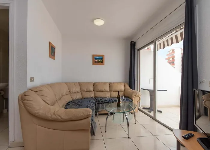 Las Americas - Las Floritas Apartment *